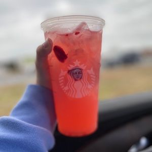 Meet your Posher, Kacey